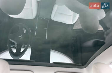 Позашляховик / Кросовер Tesla Model Y 2020 в 