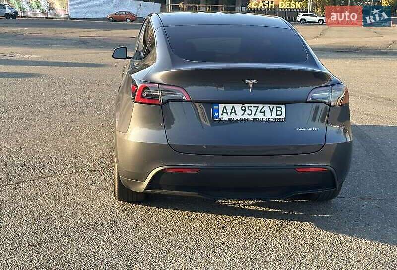 Внедорожник / Кроссовер Tesla Model Y 2021 в Хмельницком