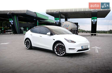 Внедорожник / Кроссовер Tesla Model Y 2023 в 