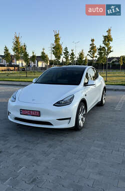 Внедорожник / Кроссовер Tesla Model Y 2022 в Киеве