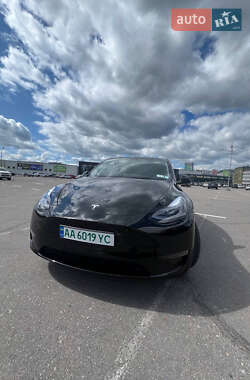 Внедорожник / Кроссовер Tesla Model Y 2023 в 
