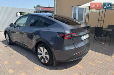 Внедорожник / Кроссовер Tesla Model Y 2023 в Киеве