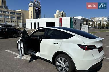 Внедорожник / Кроссовер Tesla Model Y 2023 в 