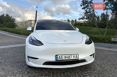 Внедорожник / Кроссовер Tesla Model Y 2023 в 