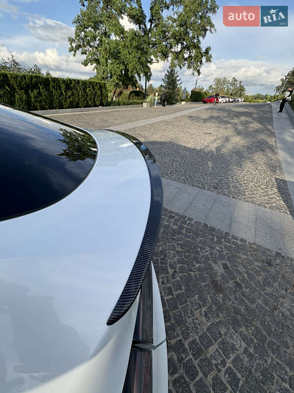 Внедорожник / Кроссовер Tesla Model Y 2023 в Днепре