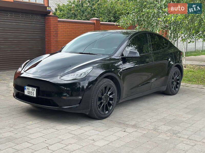 Позашляховик / Кросовер Tesla Model Y 2021 в Дніпрі