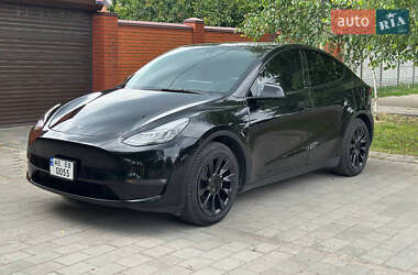 Внедорожник / Кроссовер Tesla Model Y 2021 в 
