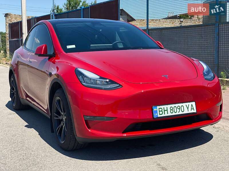 Tesla Model Y 2022