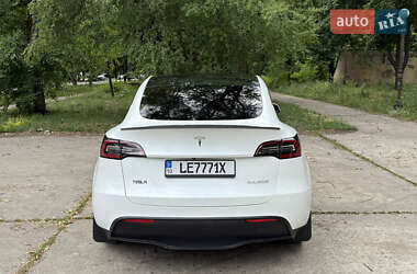 Внедорожник / Кроссовер Tesla Model Y 2020 в 