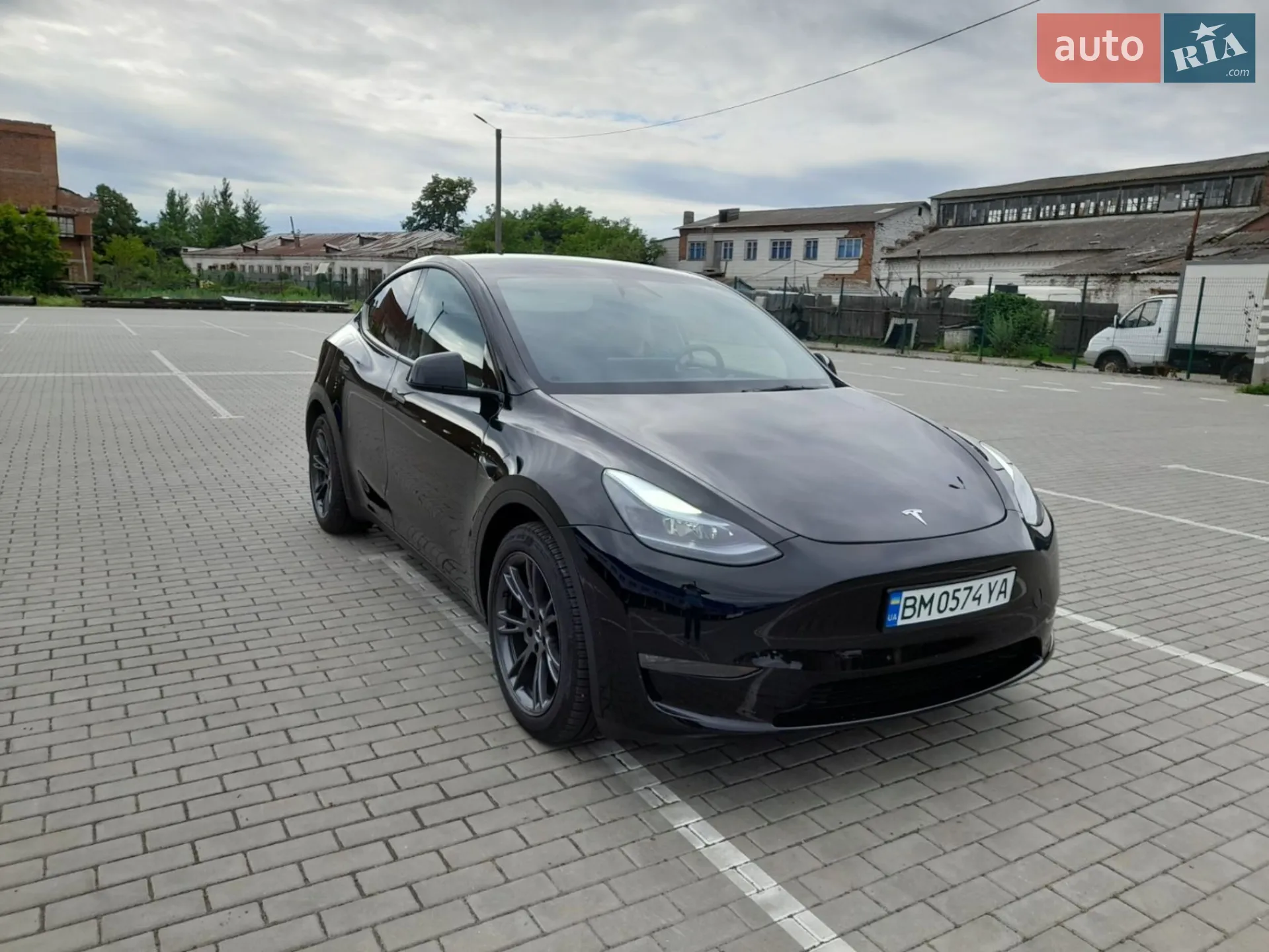 2024 Tesla Model Y - мініатюра 4