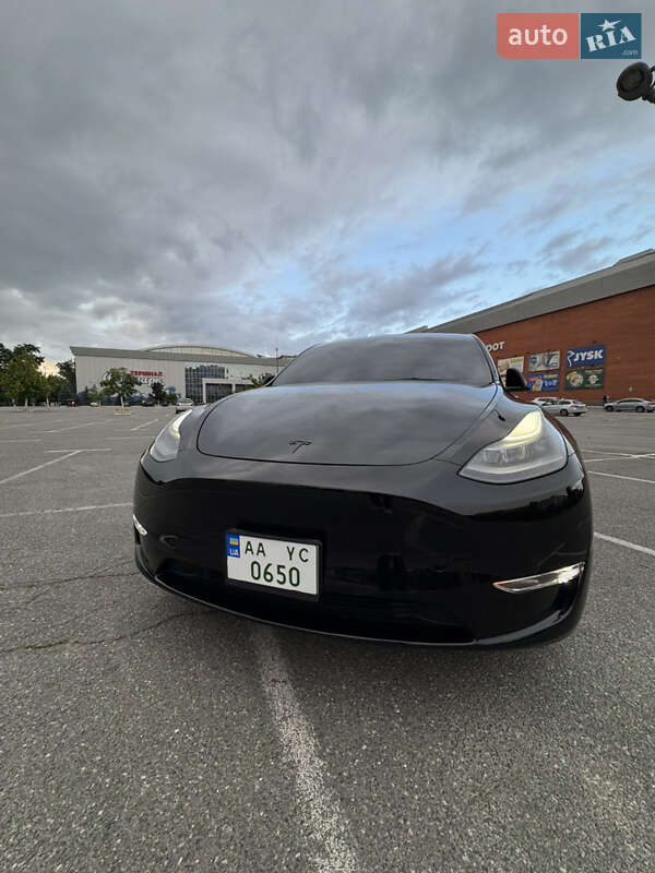 Внедорожник / Кроссовер Tesla Model Y 2022 в Броварах