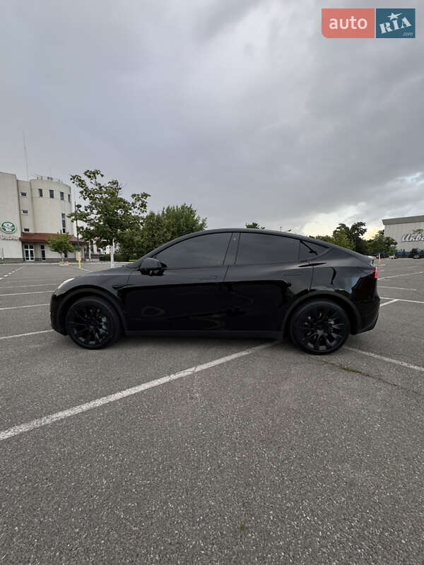 Внедорожник / Кроссовер Tesla Model Y 2022 в Броварах