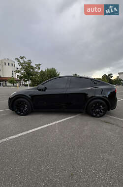 Внедорожник / Кроссовер Tesla Model Y 2022 в 