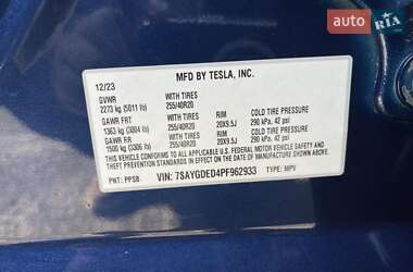 Внедорожник / Кроссовер Tesla Model Y 2023 в 