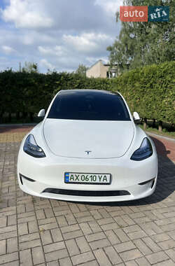 Внедорожник / Кроссовер Tesla Model Y 2021 в 