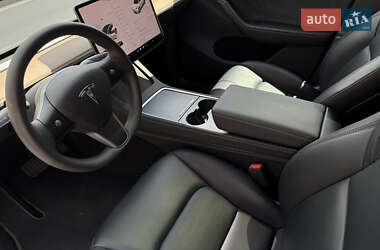 Внедорожник / Кроссовер Tesla Model Y 2023 в 