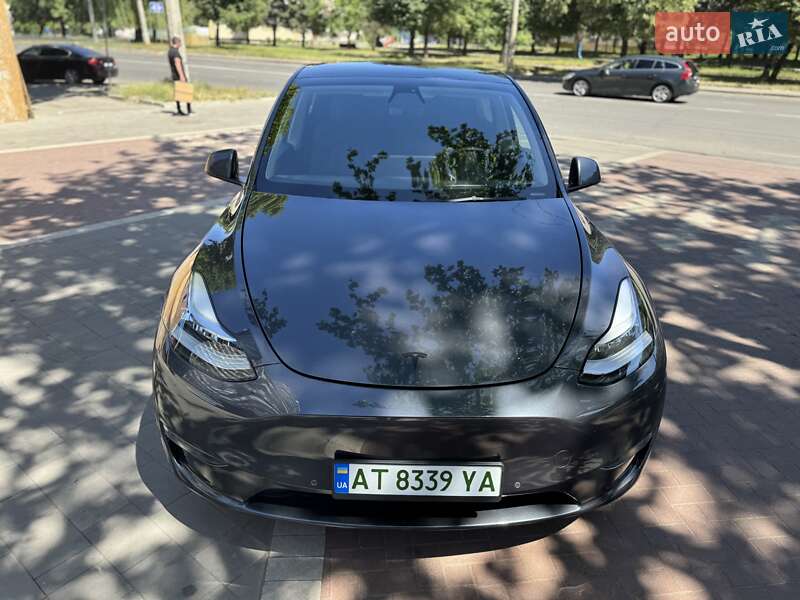Позашляховик / Кросовер Tesla Model Y 2022 в Івано-Франківську