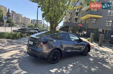 Внедорожник / Кроссовер Tesla Model Y 2022 в 