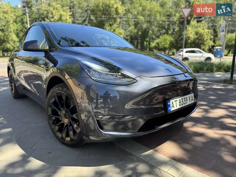 Позашляховик / Кросовер Tesla Model Y 2022 в Івано-Франківську