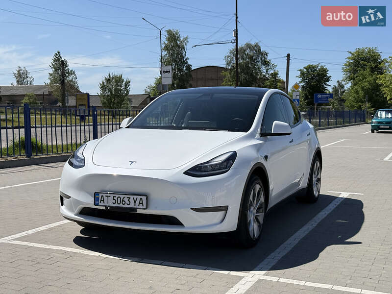 Внедорожник / Кроссовер Tesla Model Y 2021 в Долине