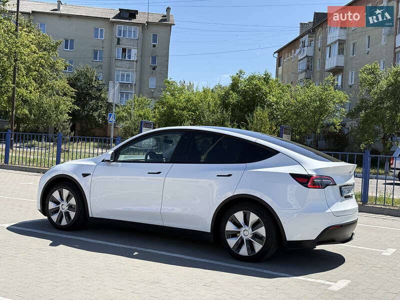Внедорожник / Кроссовер Tesla Model Y 2021 в Долине