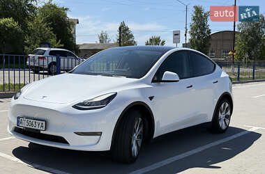 Внедорожник / Кроссовер Tesla Model Y 2021 в 