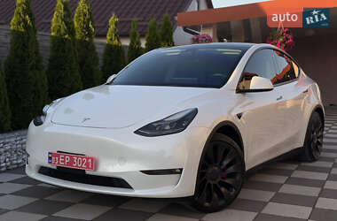 Внедорожник / Кроссовер Tesla Model Y 2022 в 
