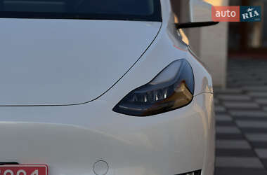 Внедорожник / Кроссовер Tesla Model Y 2022 в 
