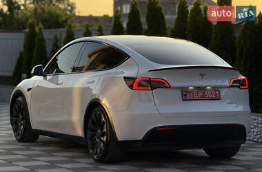 Внедорожник / Кроссовер Tesla Model Y 2022 в 