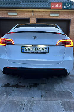 Внедорожник / Кроссовер Tesla Model Y 2022 в 