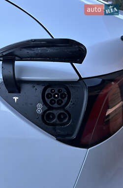 Внедорожник / Кроссовер Tesla Model Y 2022 в 