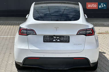 Внедорожник / Кроссовер Tesla Model Y 2021 в 