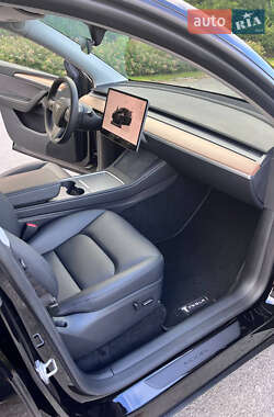 Внедорожник / Кроссовер Tesla Model Y 2023 в 