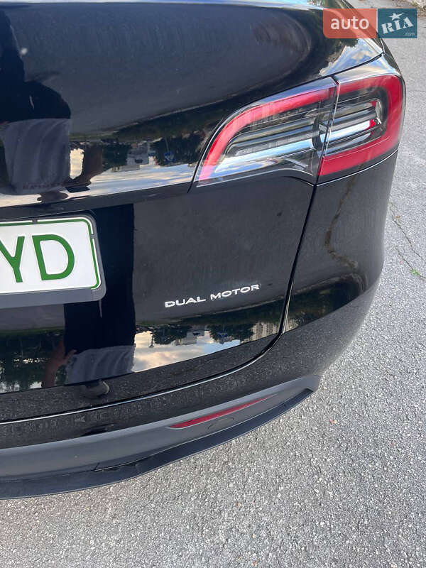 Позашляховик / Кросовер Tesla Model Y 2023 в Києві