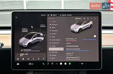 Внедорожник / Кроссовер Tesla Model Y 2024 в 