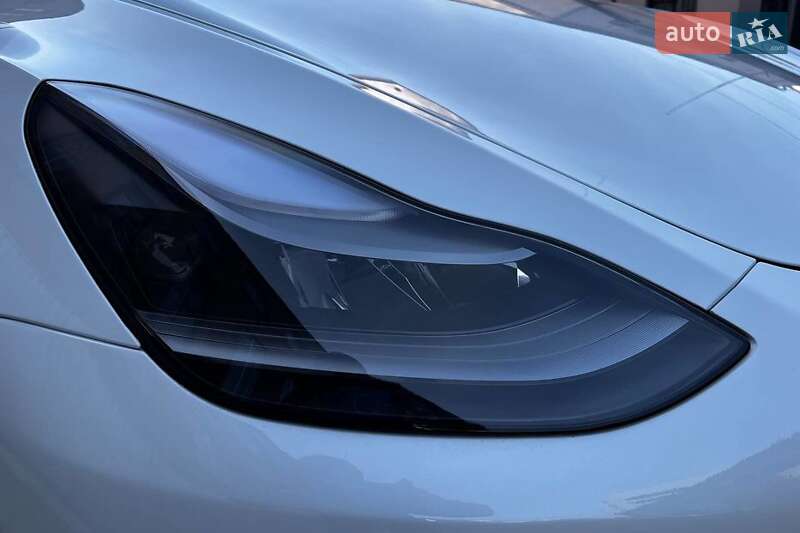 Внедорожник / Кроссовер Tesla Model Y 2021 в Виннице