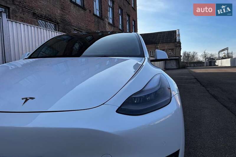 Внедорожник / Кроссовер Tesla Model Y 2021 в Виннице
