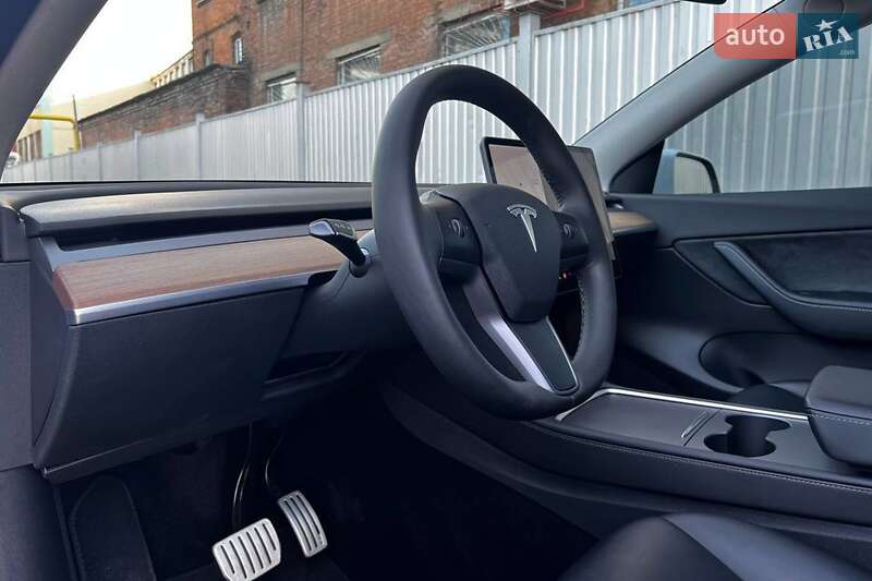 Внедорожник / Кроссовер Tesla Model Y 2021 в Виннице