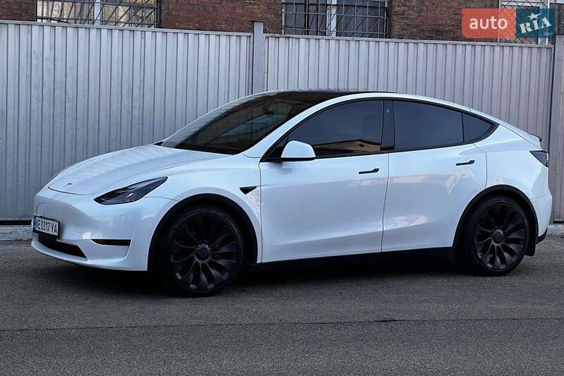 Внедорожник / Кроссовер Tesla Model Y 2021 в Виннице