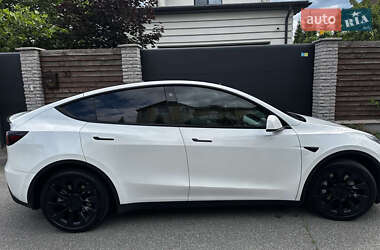 Позашляховик / Кросовер Tesla Model Y 2021 в 