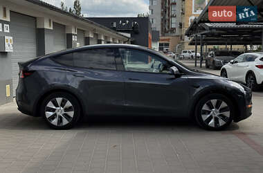 Внедорожник / Кроссовер Tesla Model Y 2023 в 