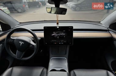 Внедорожник / Кроссовер Tesla Model Y 2023 в 