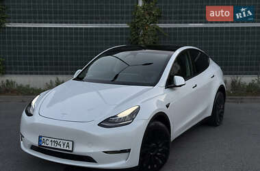 Внедорожник / Кроссовер Tesla Model Y 2023 в 