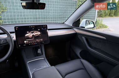 Внедорожник / Кроссовер Tesla Model Y 2023 в 