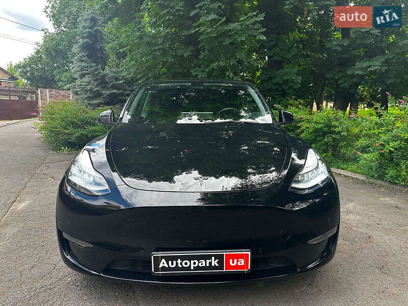 Внедорожник / Кроссовер Tesla Model Y 2021 в Киеве