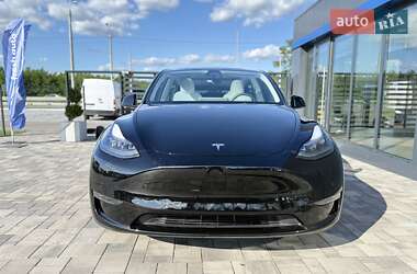 Внедорожник / Кроссовер Tesla Model Y 2021 в 