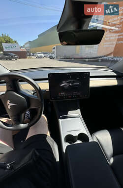 Внедорожник / Кроссовер Tesla Model Y 2022 в 