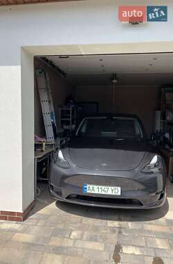 Внедорожник / Кроссовер Tesla Model Y 2024 в 