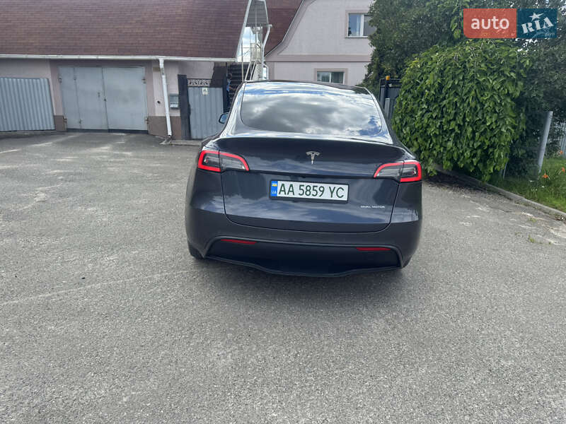 Внедорожник / Кроссовер Tesla Model Y 2022 в Киеве