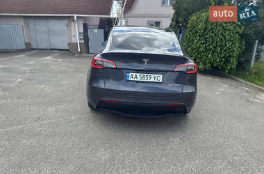 Внедорожник / Кроссовер Tesla Model Y 2022 в 
